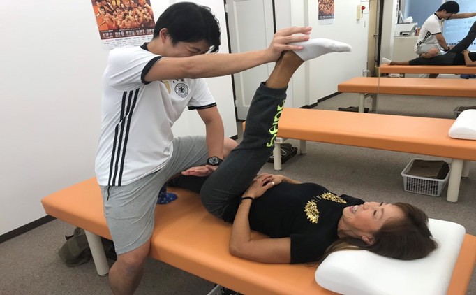 長島さんへのストレッチ